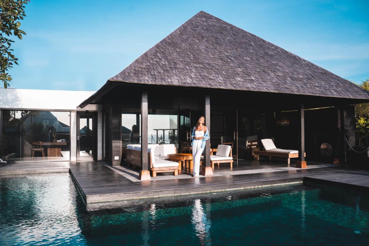 The Istana Uluwatu Extérieur photo