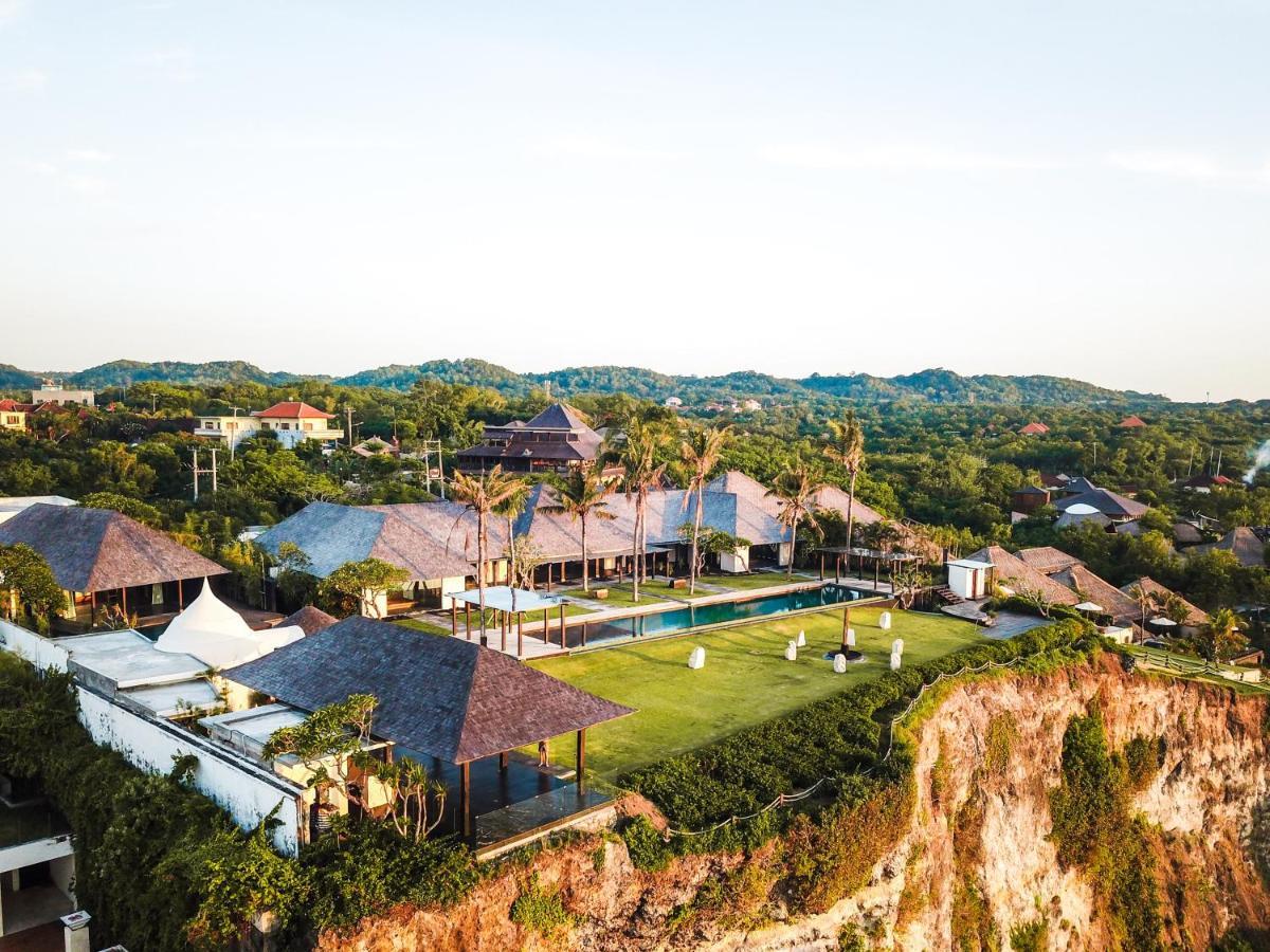The Istana Uluwatu Extérieur photo
